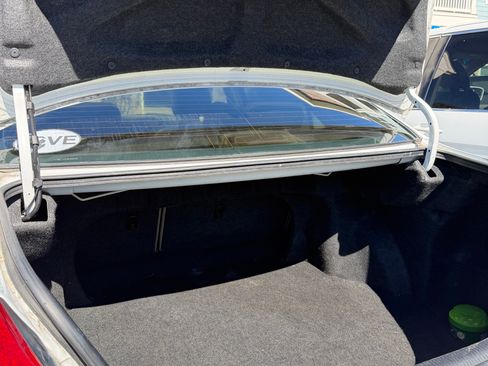 Used 2003 Toyota Camry XLE image 2