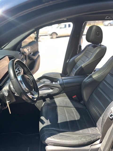 Used 2021 Mercedes-Benz GLS 580 4MATIC image 10
