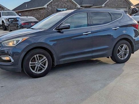 Used 2017 Hyundai Santa Fe Sport image 5