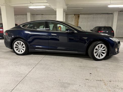 Used 2013 Tesla Model S image 5