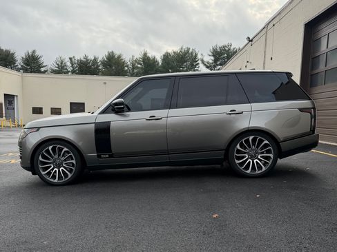 Used 2019 Land Rover Range Rover Long Wheelbase Supercharged image 10