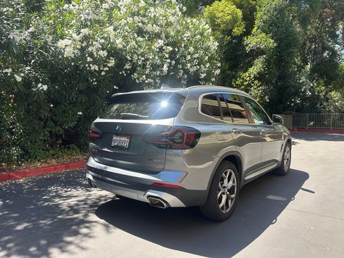 Used 2024 BMW X3 sDrive30i w/ Convenience Package RWD image 4