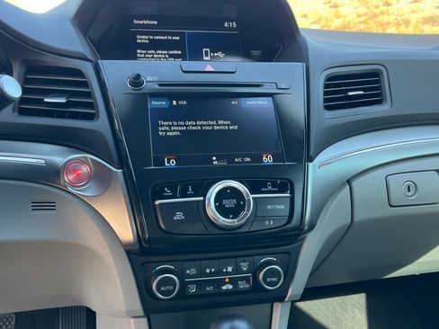 Used 2020 Acura ILX FWD image 12