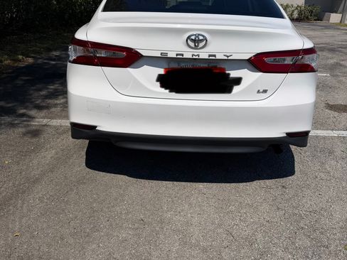 Used 2020 Toyota Camry LE image 13