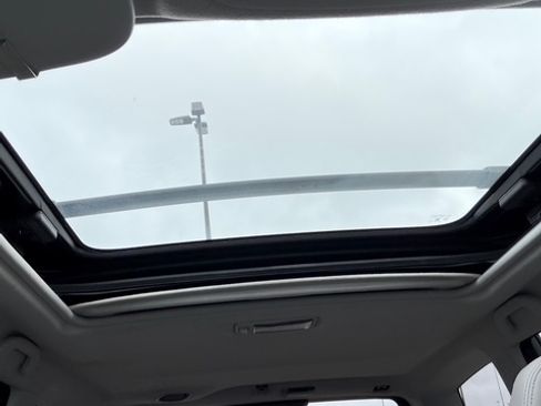 Used 2010 Subaru Forester 2.5XT Limited image 11