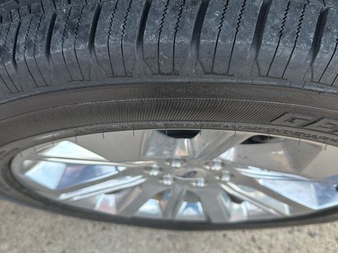 Used 2022 Ford F150 Limited image 12