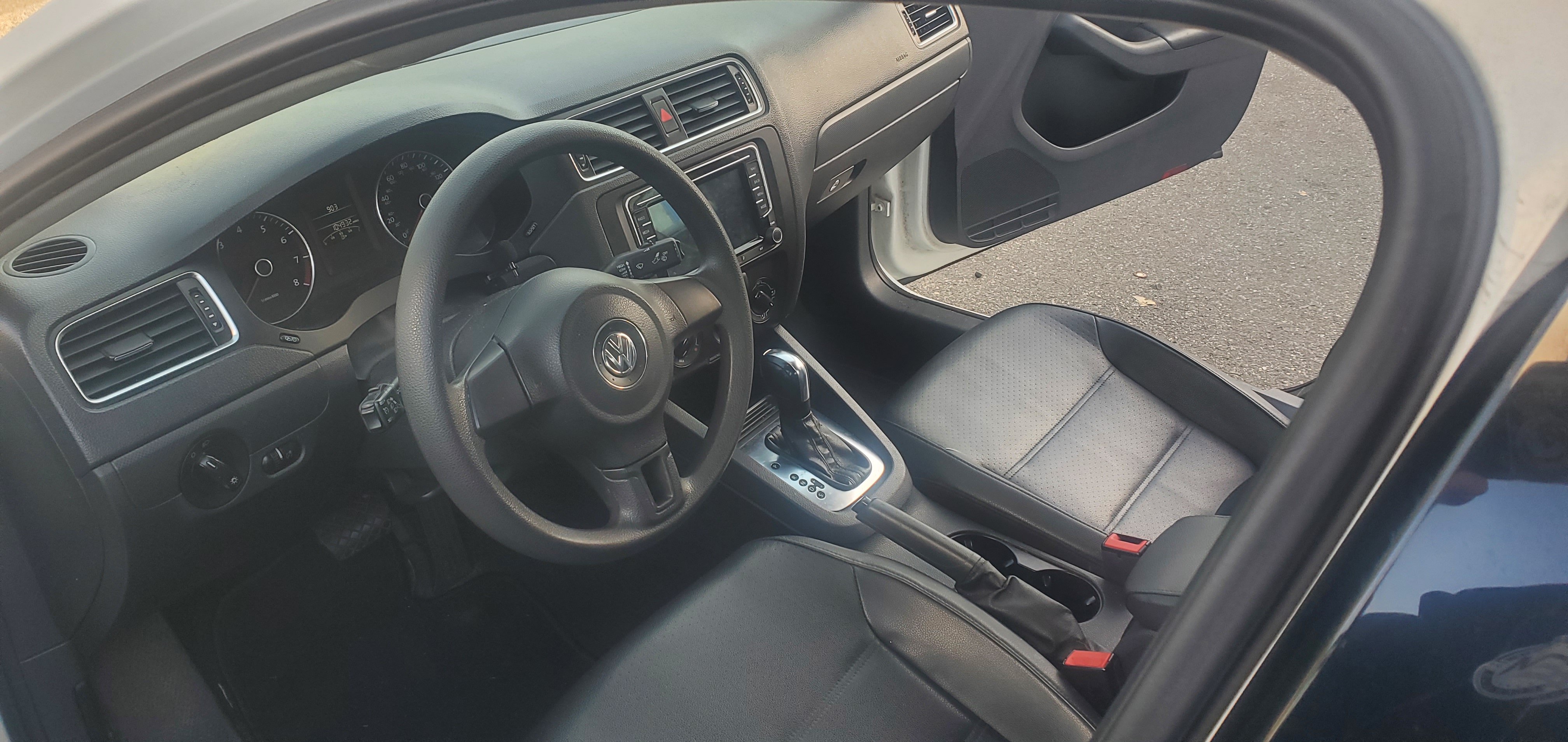Used 2014 Volkswagen Jetta SE FWD image 13