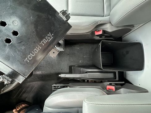 Used 2015 Ford Transit 250 148 Medium Roof image 18