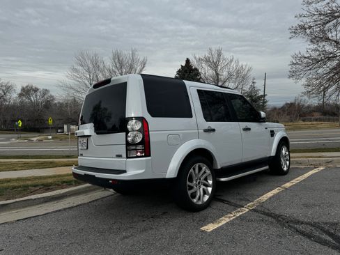 Used 2016 Land Rover LR4 HSE Silver Edition AWD/4WD image 5