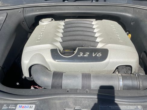 Used 2006 Porsche Cayenne image 10