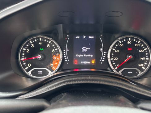 Used 2018 Jeep Renegade Altitude image 15