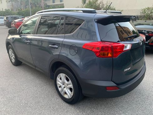 Used 2014 Toyota RAV4 LE AWD/4WD image 4