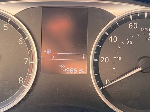 Used 2021 Nissan Kicks S w/ Interior Electronics Package image 19