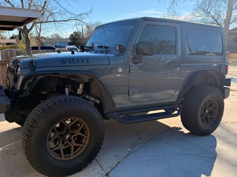 Used 2015 Jeep Wrangler Sport image 4