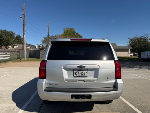 Used 2016 Chevrolet Tahoe LS w/ Enhanced Driver Alert Package image 11
