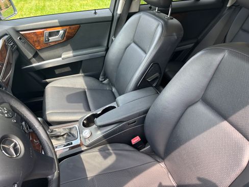 Used 2012 Mercedes-Benz GLK 350 4MATIC image 9