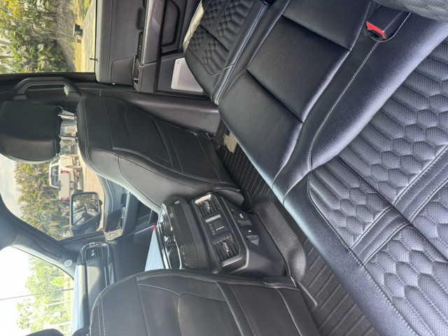 Used 2023 Ford F150 Lariat w/ Equipment Group 502A High AWD/4WD image 18