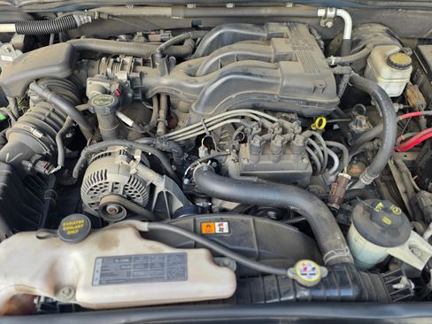 Used 2008 Ford Explorer Sport Trac Limited image 14