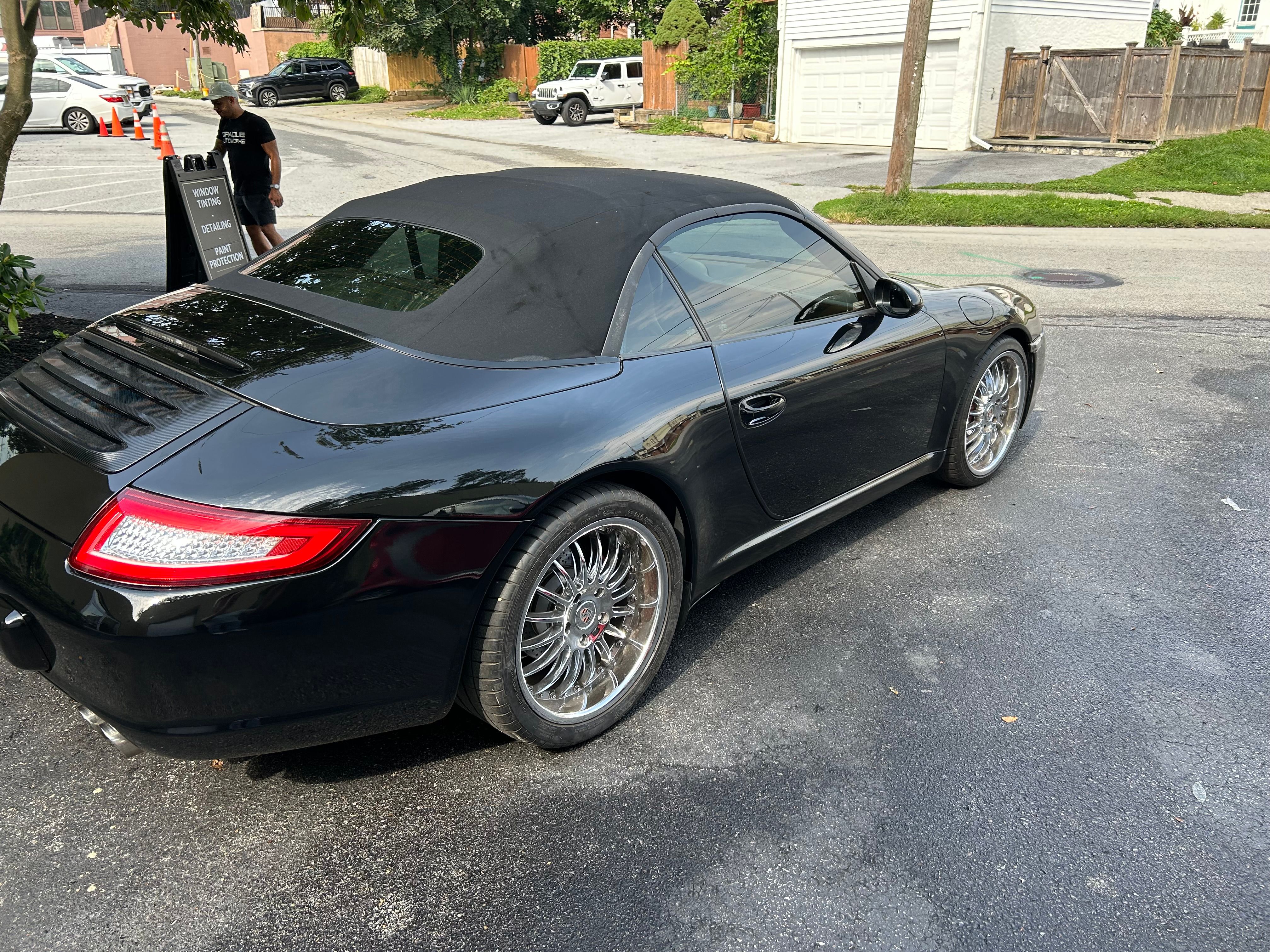 Used 2006 Porsche 911 Carrera RWD image 6