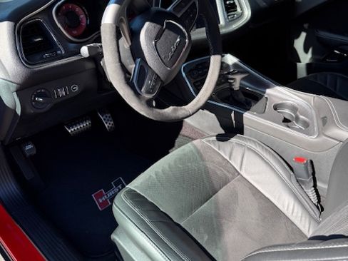 Used 2019 Dodge Challenger SRT Hellcat Redeye image 8