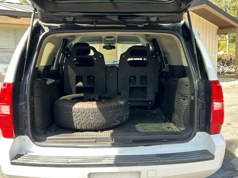 Used 2007 Chevrolet Tahoe LS w/ Preferred Equipment Group image 5