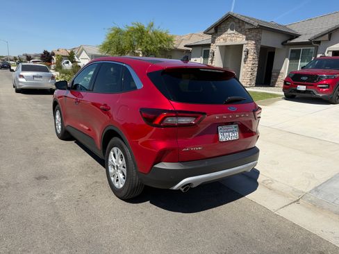 Used 2023 Ford Escape Active w/ Tech Pack #1 image 5