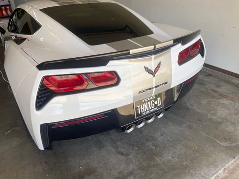 Used 2016 Chevrolet Corvette Stingray Coupe w/ 3LT Preferred Equipment Group image 8