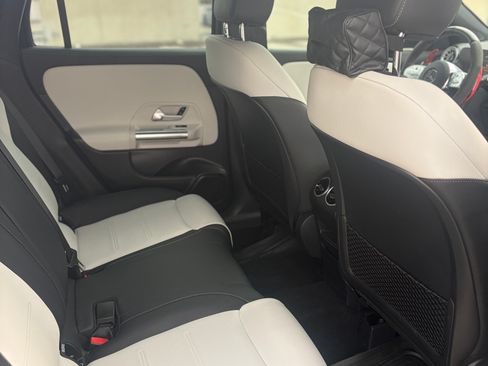 Used 2023 Mercedes-Benz GLA 35 AMG 4MATIC image 9