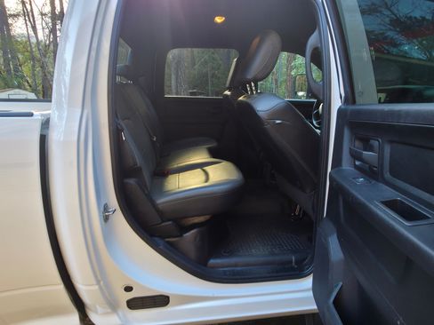 Used 2021 RAM 3500 Tradesman w/ Chrome Appearance Group image 8