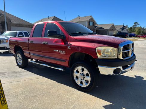 Used 2006 Dodge Ram 2500 Truck SLT image 5
