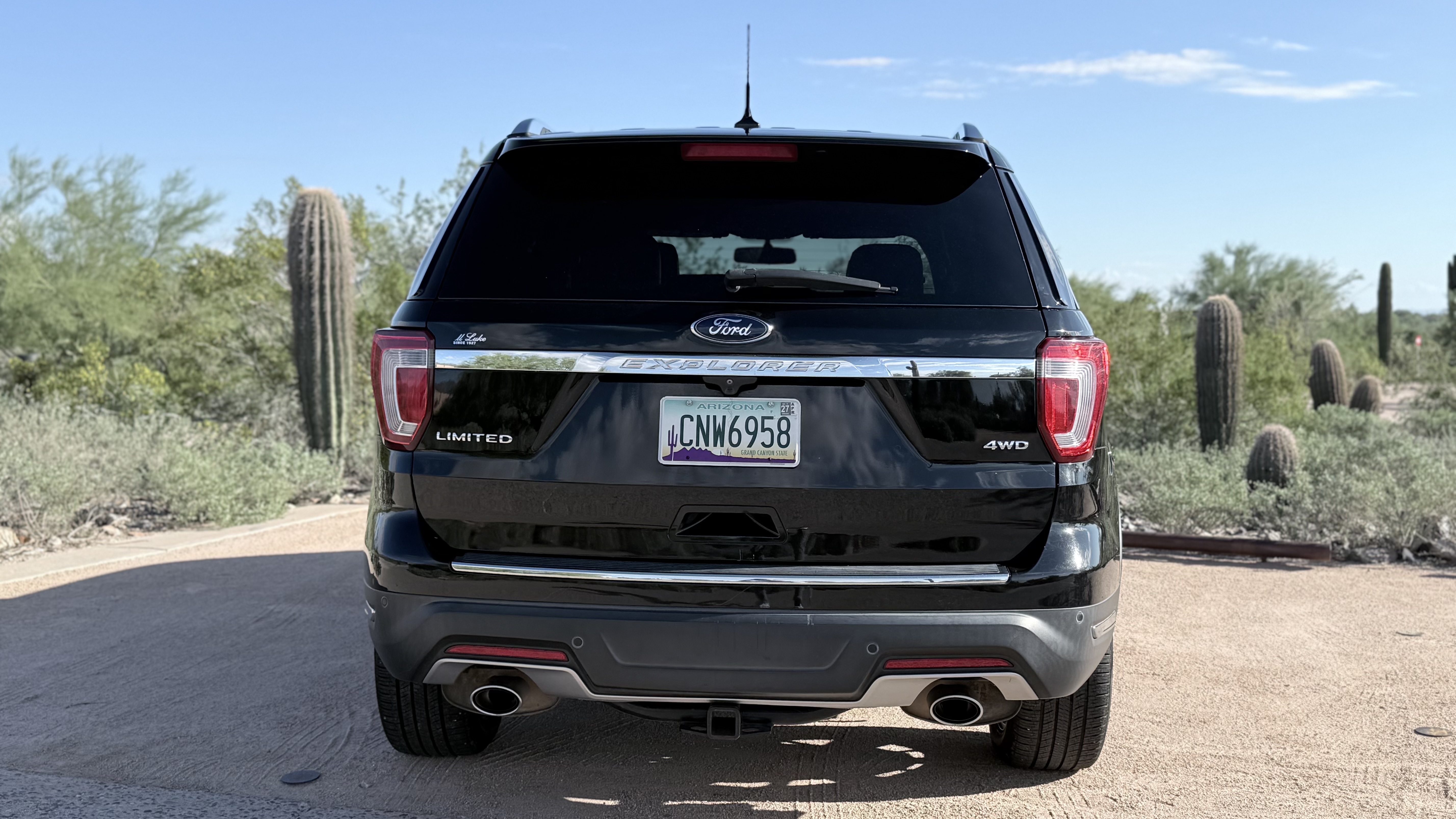 Used 2018 Ford Explorer Limited AWD/4WD image 5