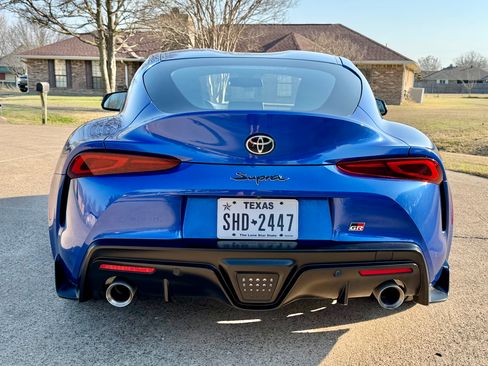 Used 2023 Toyota Supra Premium w/ Driver Assist Package image 5