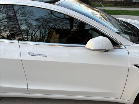 Used 2019 Tesla Model 3 Long Range image 10