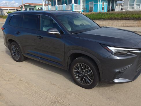 Used 2024 Lexus TX 350 AWD image 8