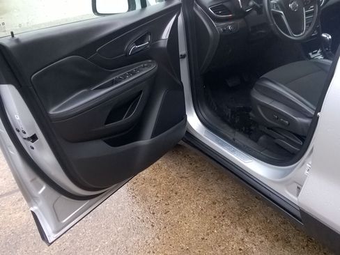 Used 2017 Buick Encore Preferred image 5