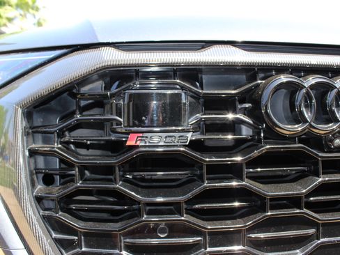 Used 2021 Audi RS Q8 Sport Utility 4D image 10