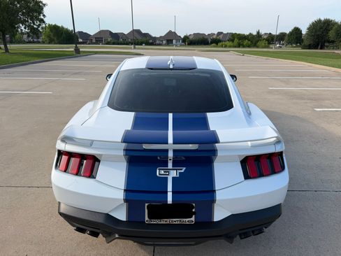 Used 2026 Ford Mustang GT Premium RWD image 11
