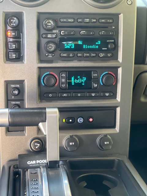 Used 2003 HUMMER H2 w/ Preferred Equipment Group AWD/4WD image 15