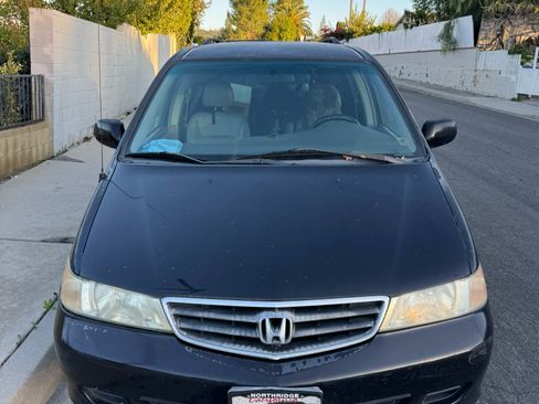 Used 2004 Honda Odyssey EX-L image 2