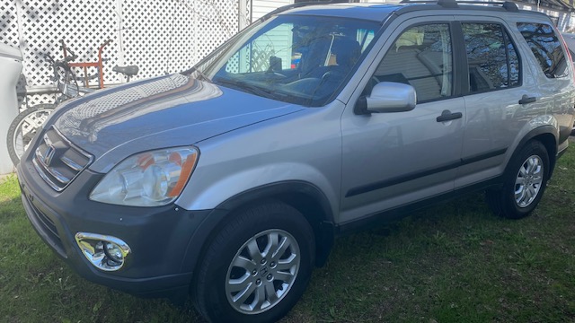 Used 2005 Honda CR-V EX image 1