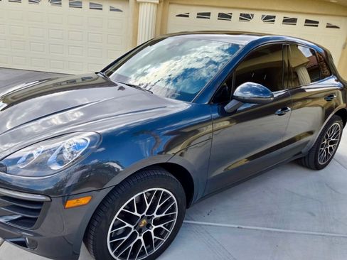 Used 2017 Porsche Macan S AWD/4WD image 4