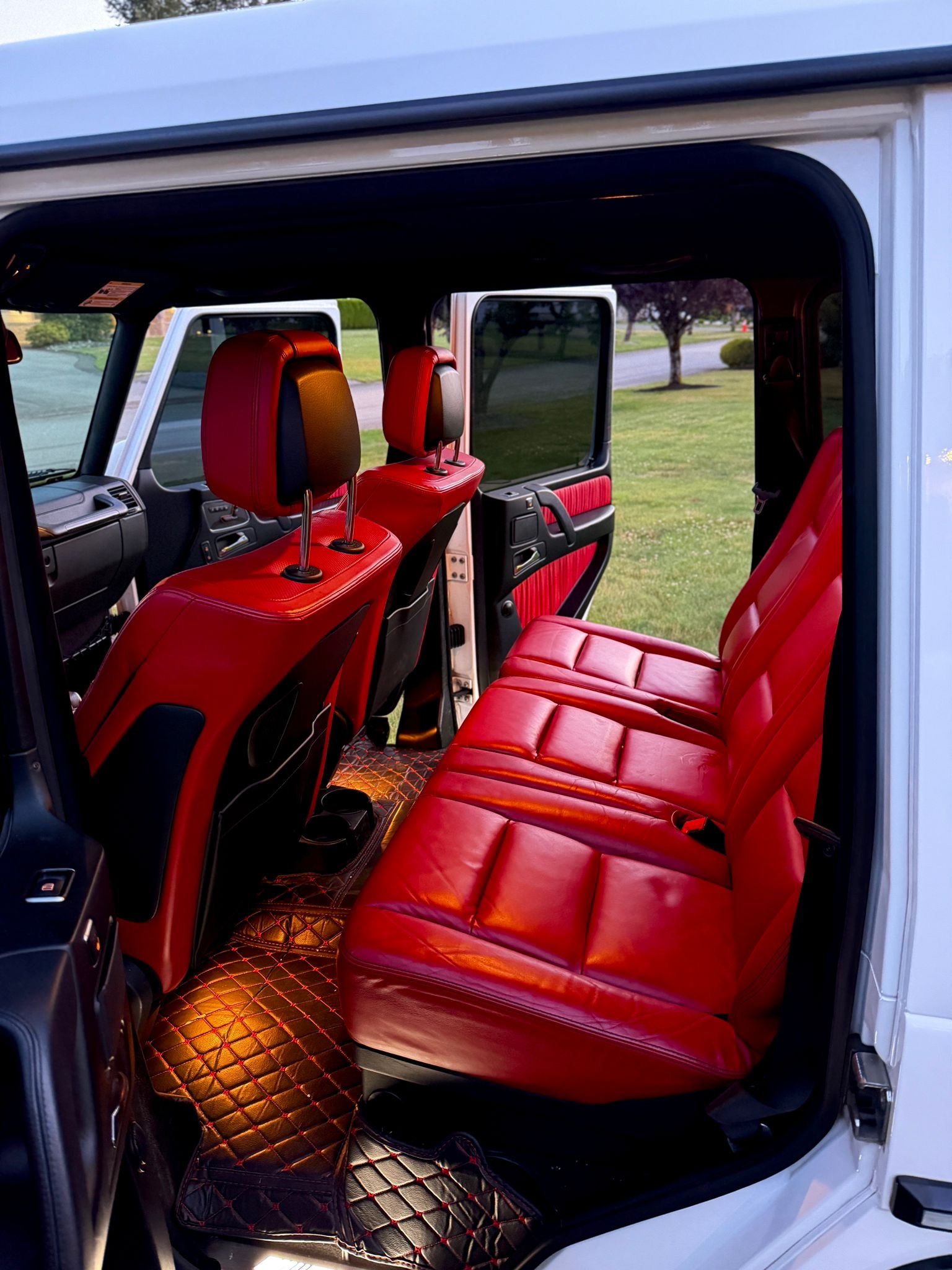 Used 2014 Mercedes-Benz G 63 AMG 4MATIC image 14