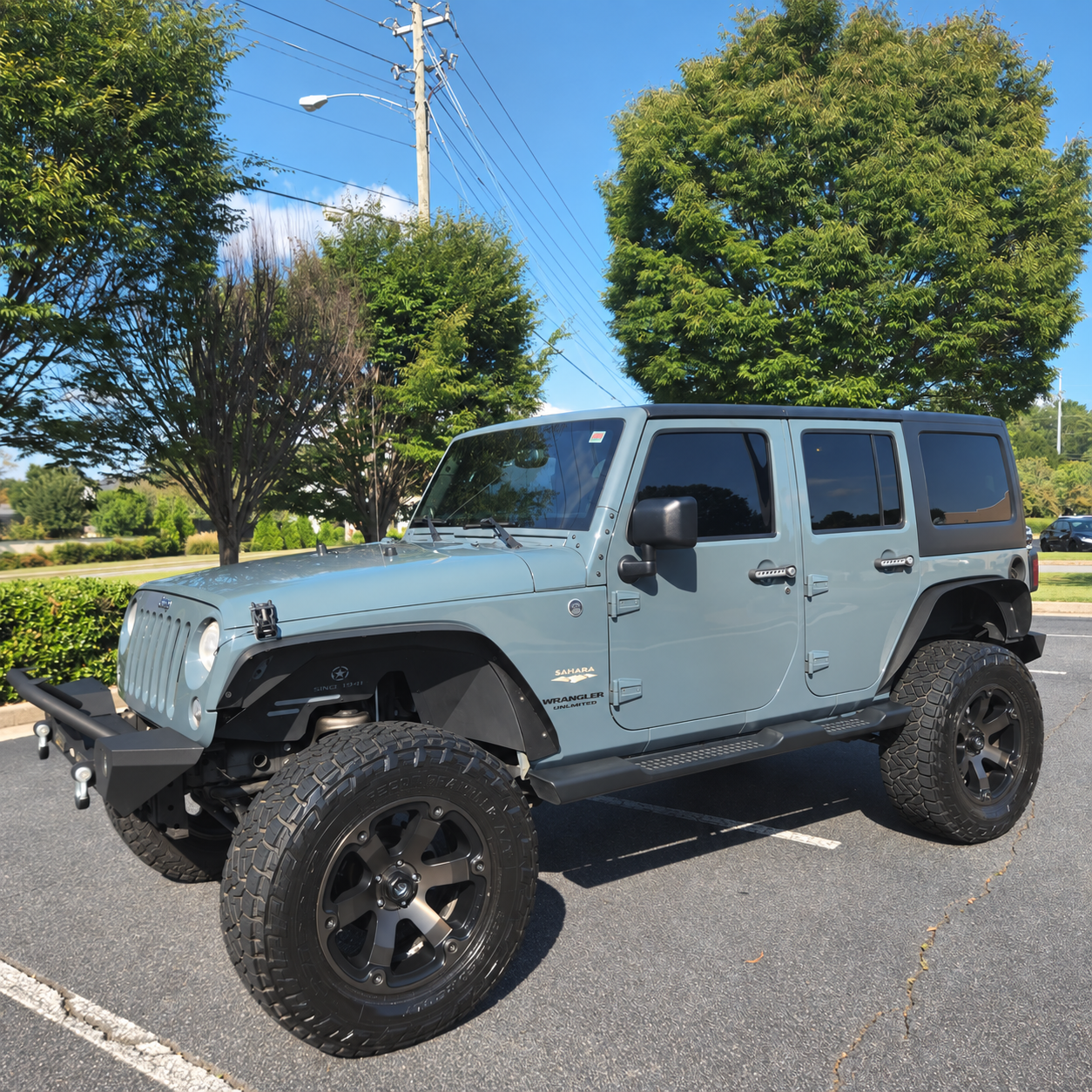 Used 2014 Jeep Wrangler Unlimited Sahara w/ Trailer Tow Group AWD/4WD image 1