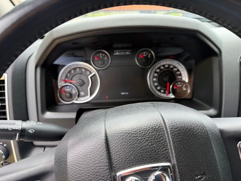 Used 2017 RAM 1500 Big Horn AWD/4WD image 4