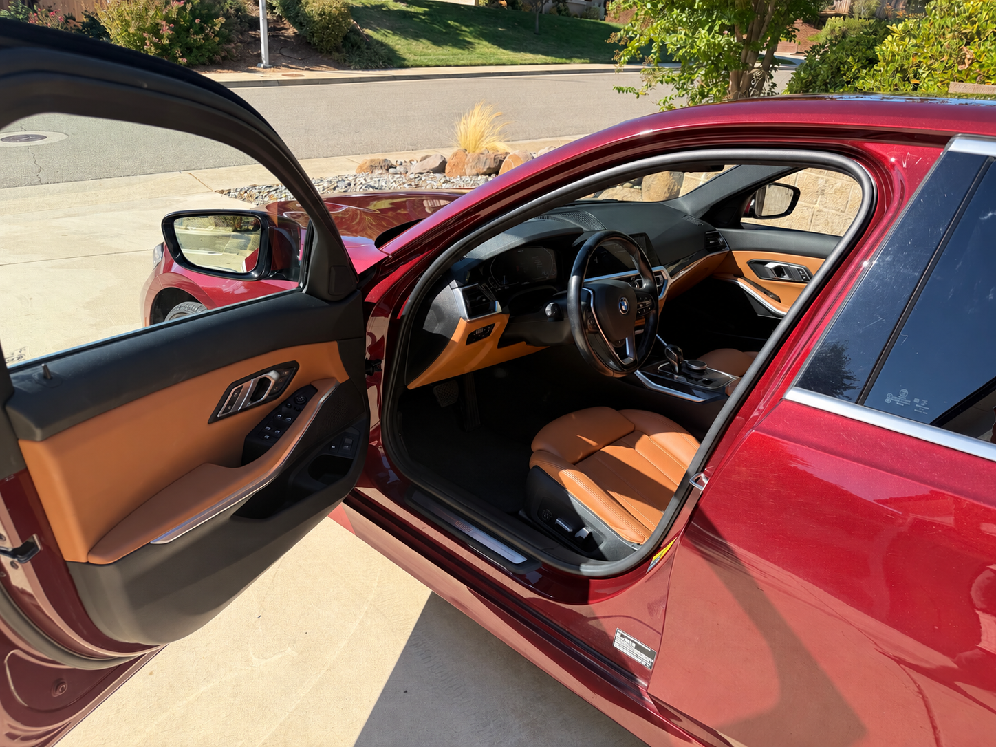 Used 2022 BMW 330e w/ Premium Package RWD image 8