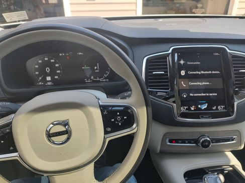 Used 2021 Volvo XC90 T8 Inscription w/ Advanced Package image 8