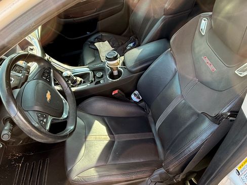 Used 2016 Chevrolet SS RWD image 8