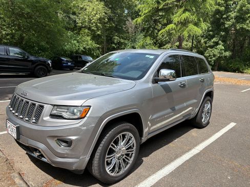Used 2016 Jeep Grand Cherokee Overland AWD/4WD image 1