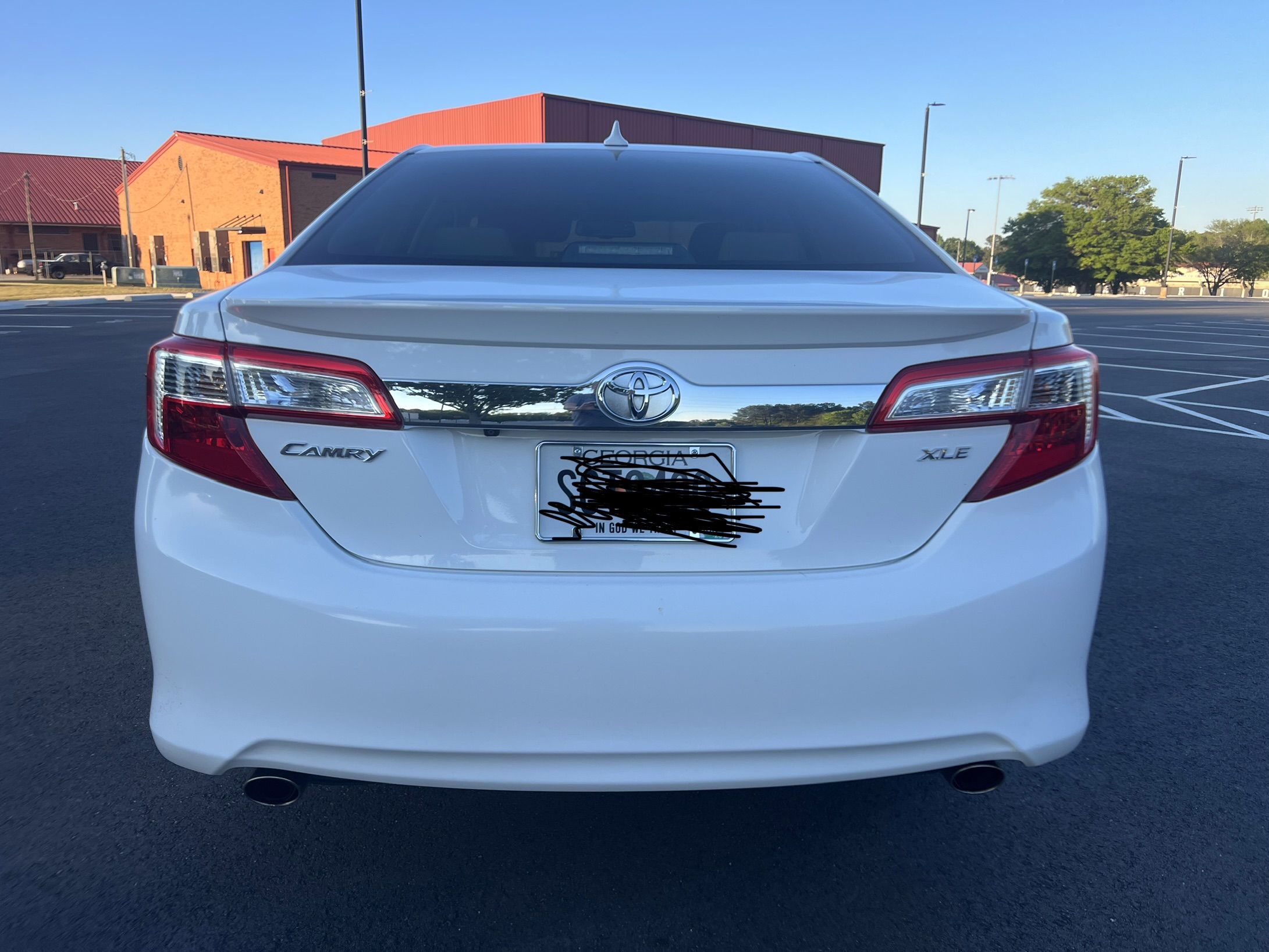 Used 2012 Toyota Camry XLE FWD image 6