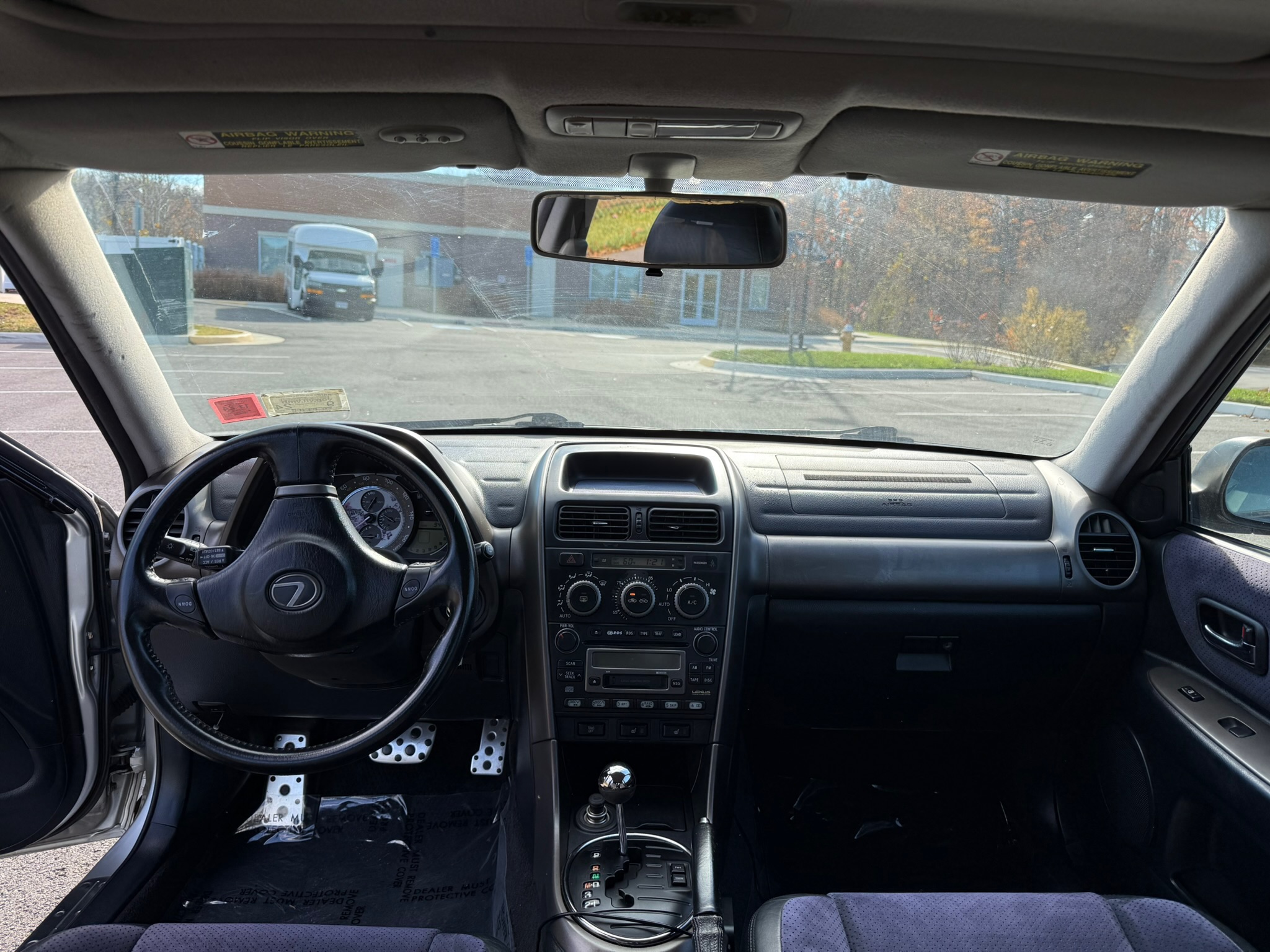 Used 2001 Lexus IS 300 RWD image 12
